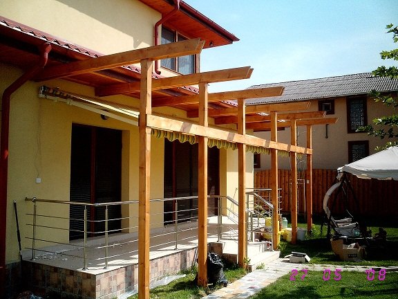 CASA CANADIANA DIN LEMN